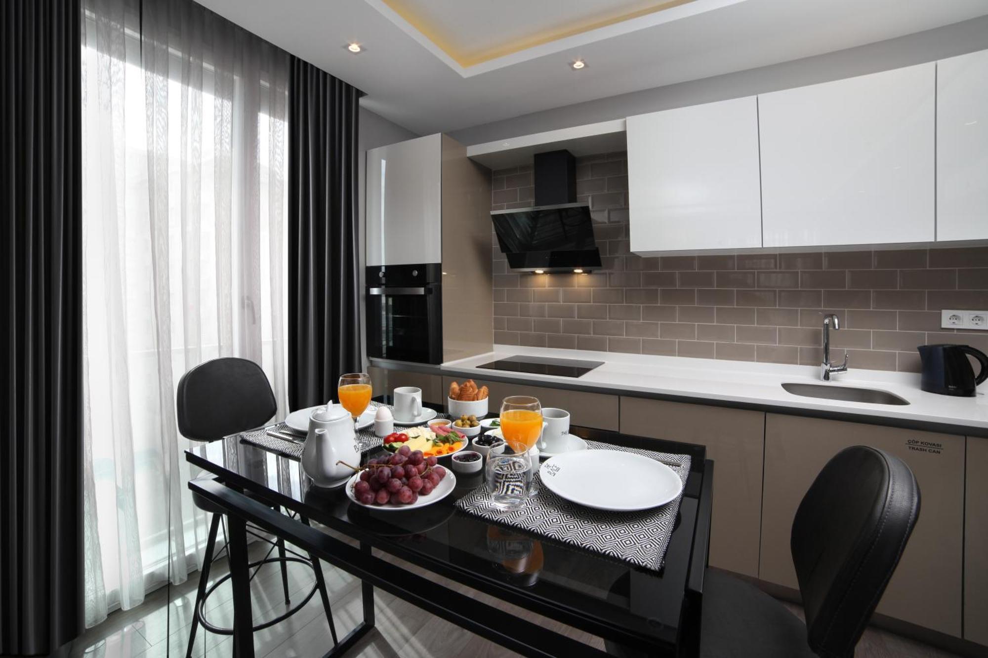 Atasehir The Place Suites Istanbul Bagian luar foto