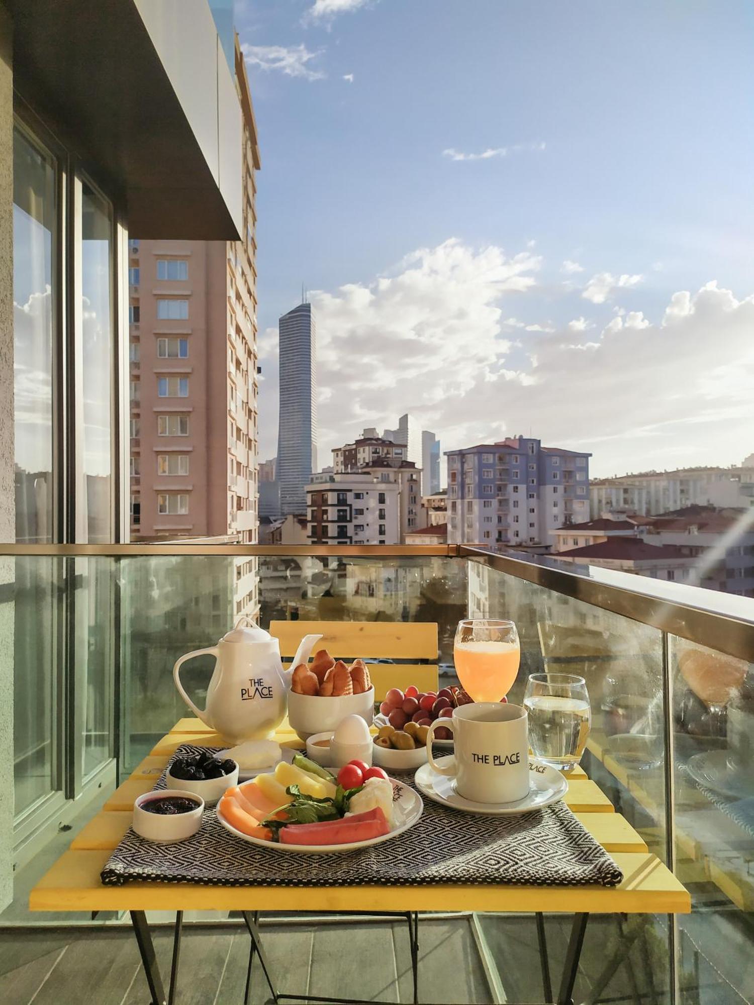 Atasehir The Place Suites Istanbul Bagian luar foto